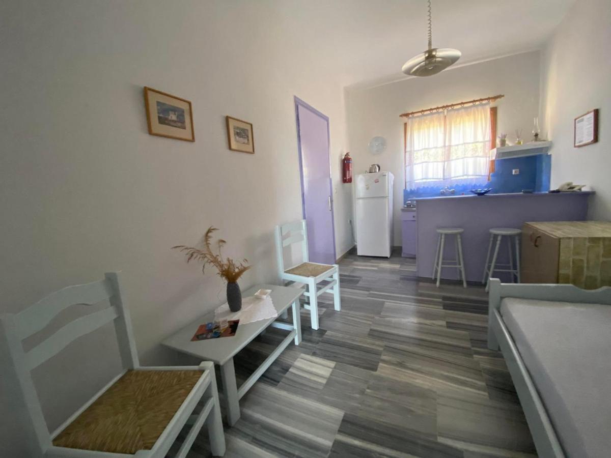 Stelios Zalonis Apartments Tinos Exterior photo